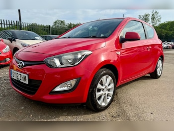 Used Hyundai i20 2012 for sale - 79230236: Photo