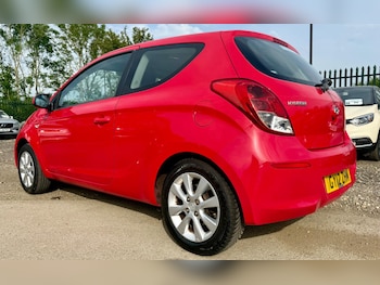 Used Hyundai i20 2012 for sale - 79230236: Photo