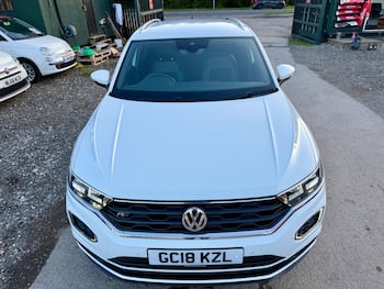Used Volkswagen T-Roc 2018 for sale - 79860553: Photo