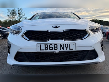 Used Kia Ceed 2019 for sale - 79230230: Photo