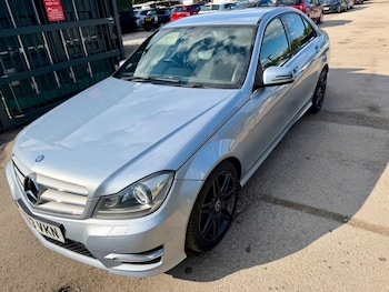 Used Mercedes-Benz C Class 2013 for sale - 79387549: Photo