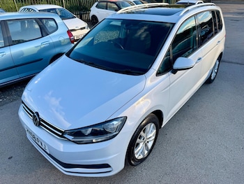 Used Volkswagen Touran 2018 for sale - 79426339: Photo