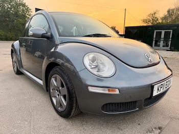 Used Volkswagen Beetle 2011 for sale - 79657378: Photo