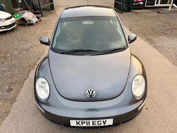Used Volkswagen Beetle 2011 for sale - 79657378: Photo