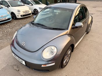 Used Volkswagen Beetle 2011 for sale - 79657378: Photo