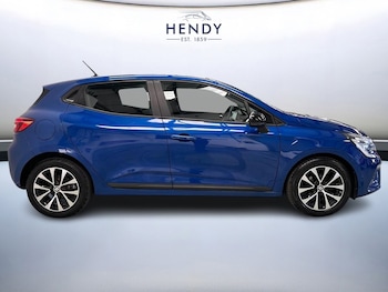 Used Renault Clio 2023 for sale - 79608798: Photo