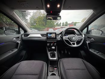 Used Renault Captur 2023 for sale - 79620860: Photo
