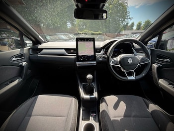 Used Renault Captur 2026 for sale - 79267256: Photo