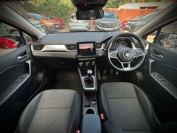 Used Renault Captur 2022 for sale - 79198869: Photo