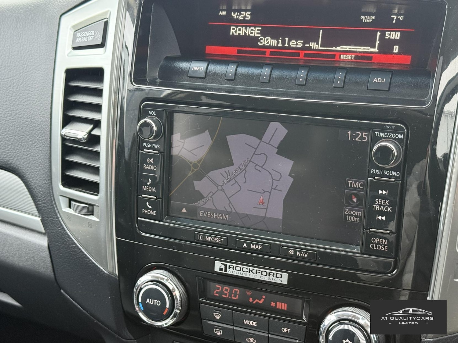 Used Mitsubishi Shogun 2017 for sale - 77450027: Photo 30