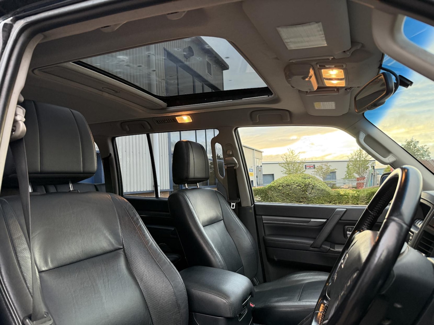 Used Mitsubishi Shogun 2010 for sale - 76255518: Photo 14