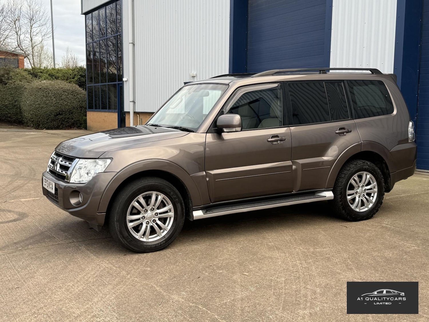 Used Mitsubishi Shogun 2013 for sale - 78184140: Photo 10
