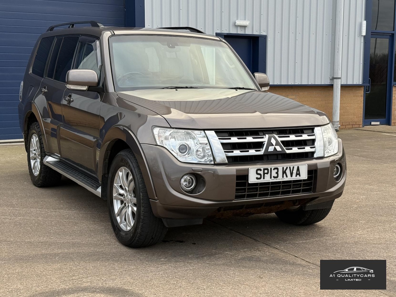 Used Mitsubishi Shogun 2013 for sale - 78184140: Photo 2