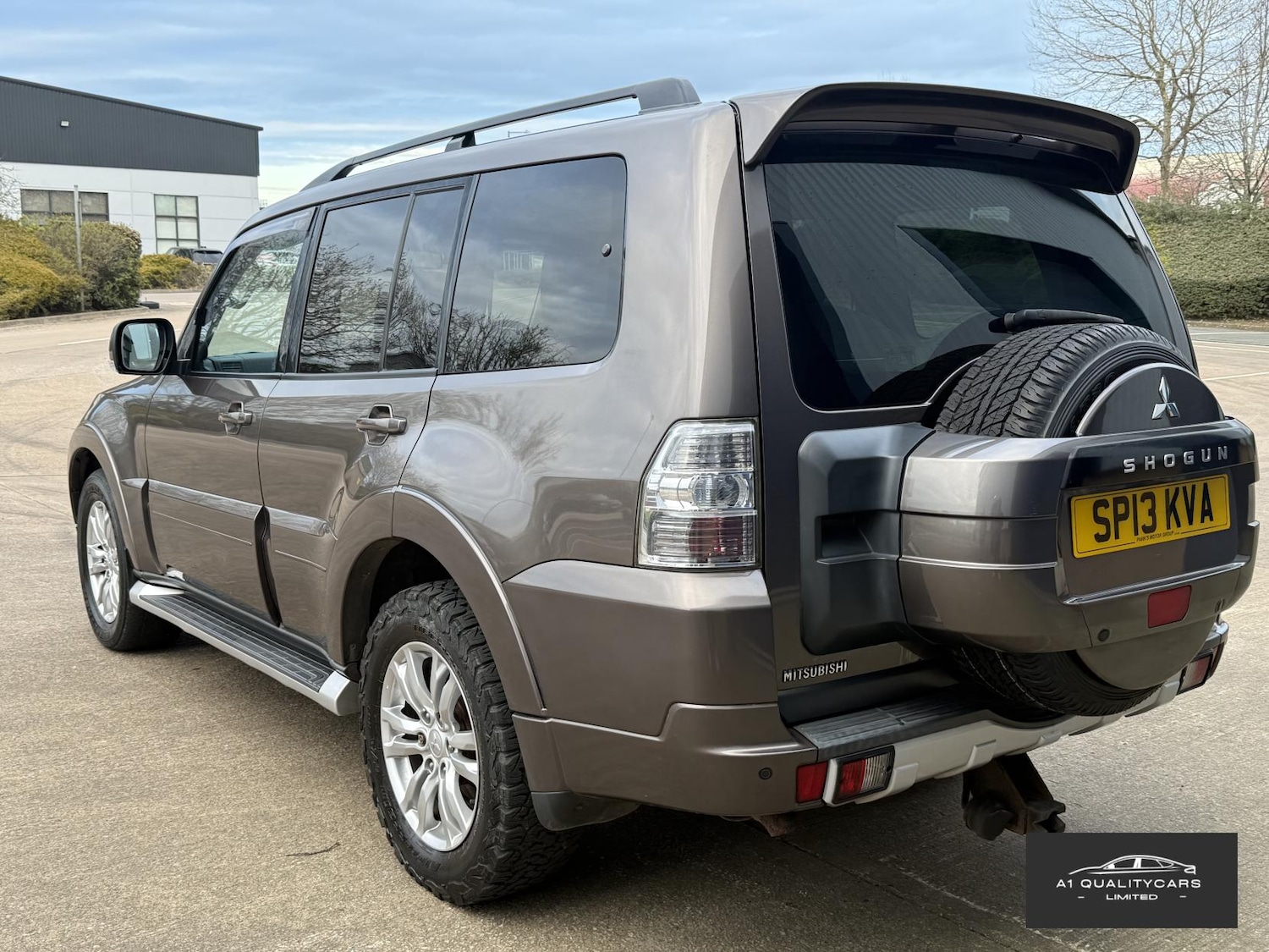 Used Mitsubishi Shogun 2013 for sale - 78184140: Photo 8