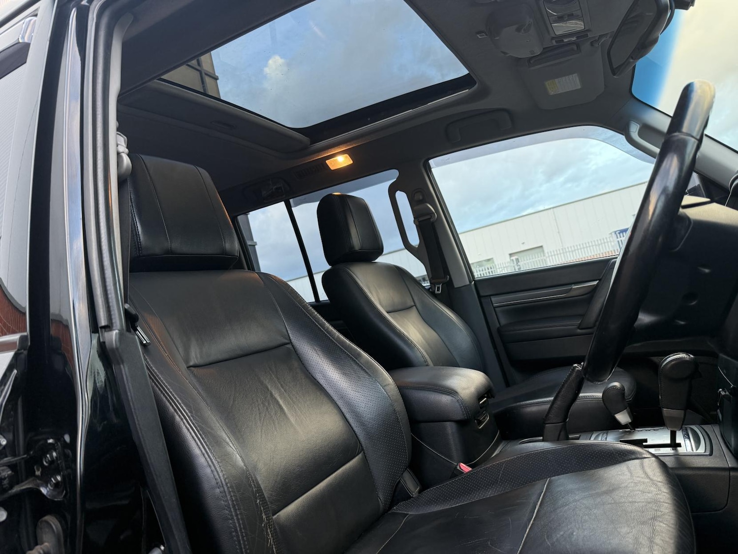 Used Mitsubishi Shogun 2011 for sale - 76387560: Photo 14