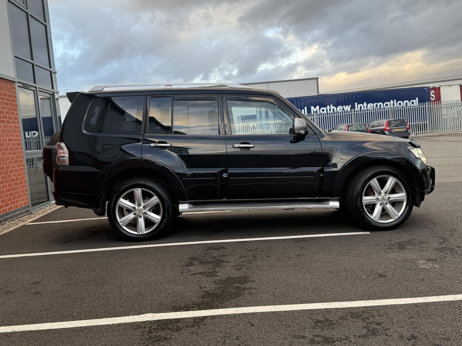 Used Mitsubishi Shogun 2011 for sale - 76387560: Photo 3