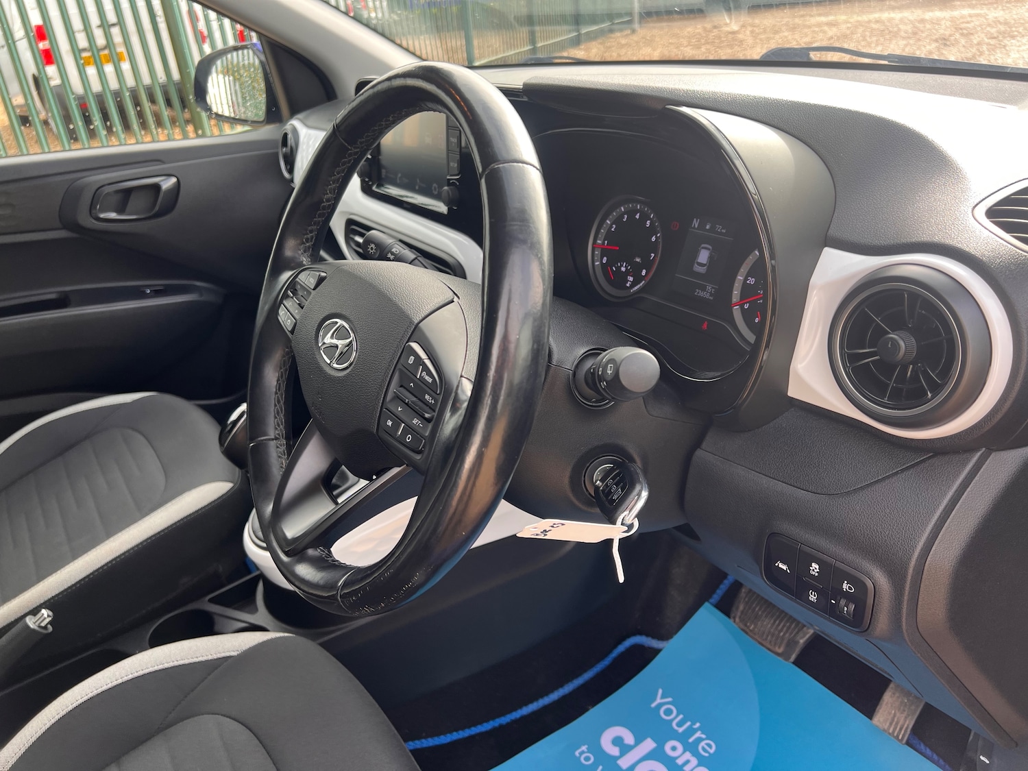 Used Hyundai i10 2022 for sale - 76404856: Photo 14