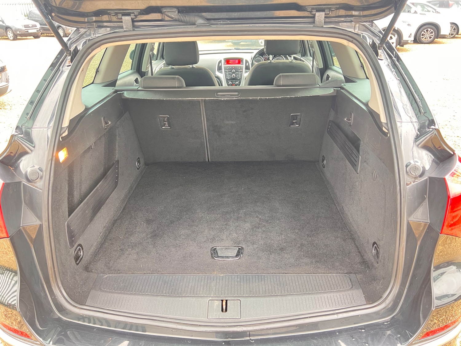 Used Vauxhall Astra 2013 for sale - 77506045: Photo 28