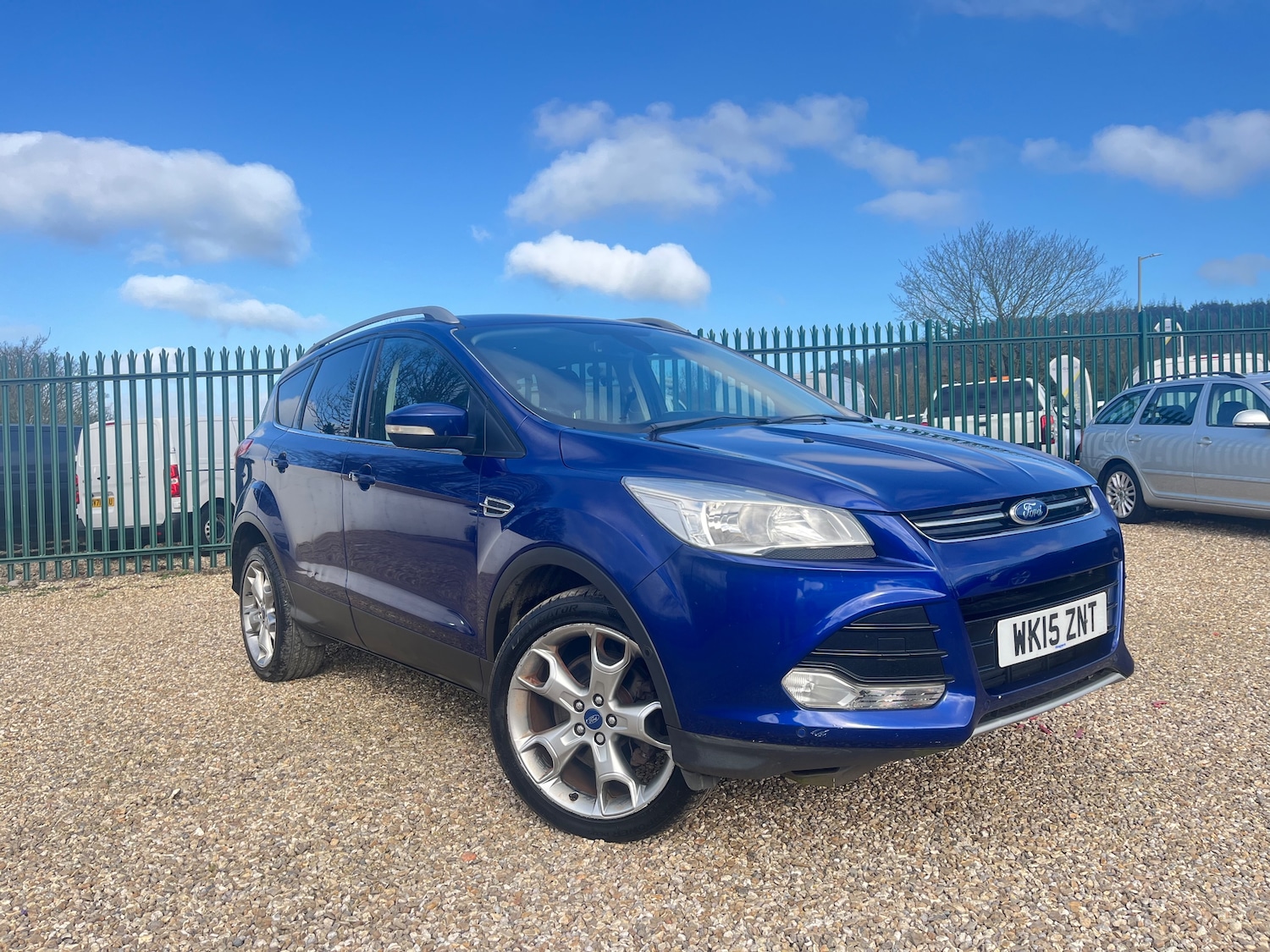 Used Ford Kuga 2015 for sale - 77919038: Photo 2