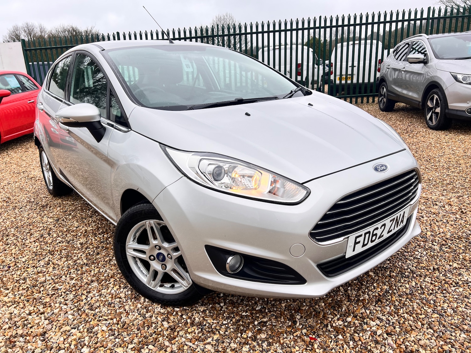Used Ford Fiesta 2013 for sale - 77616995: Photo 2