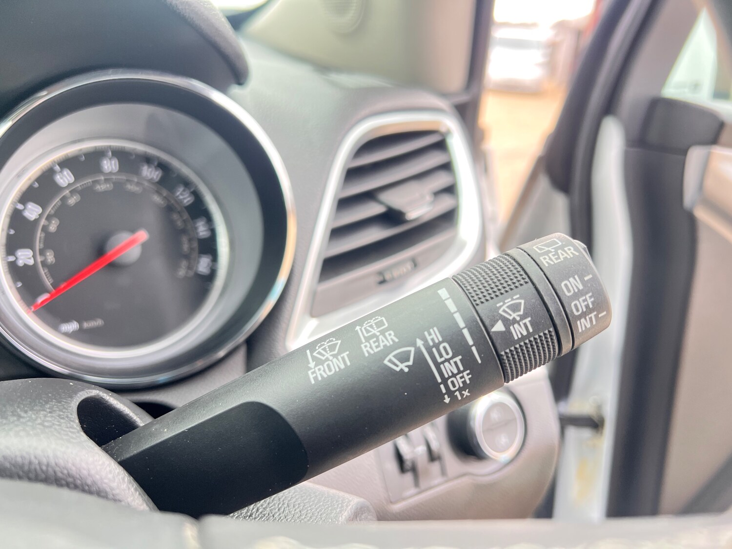 Used Vauxhall Mokka 2010 for sale - 77650452: Photo 21