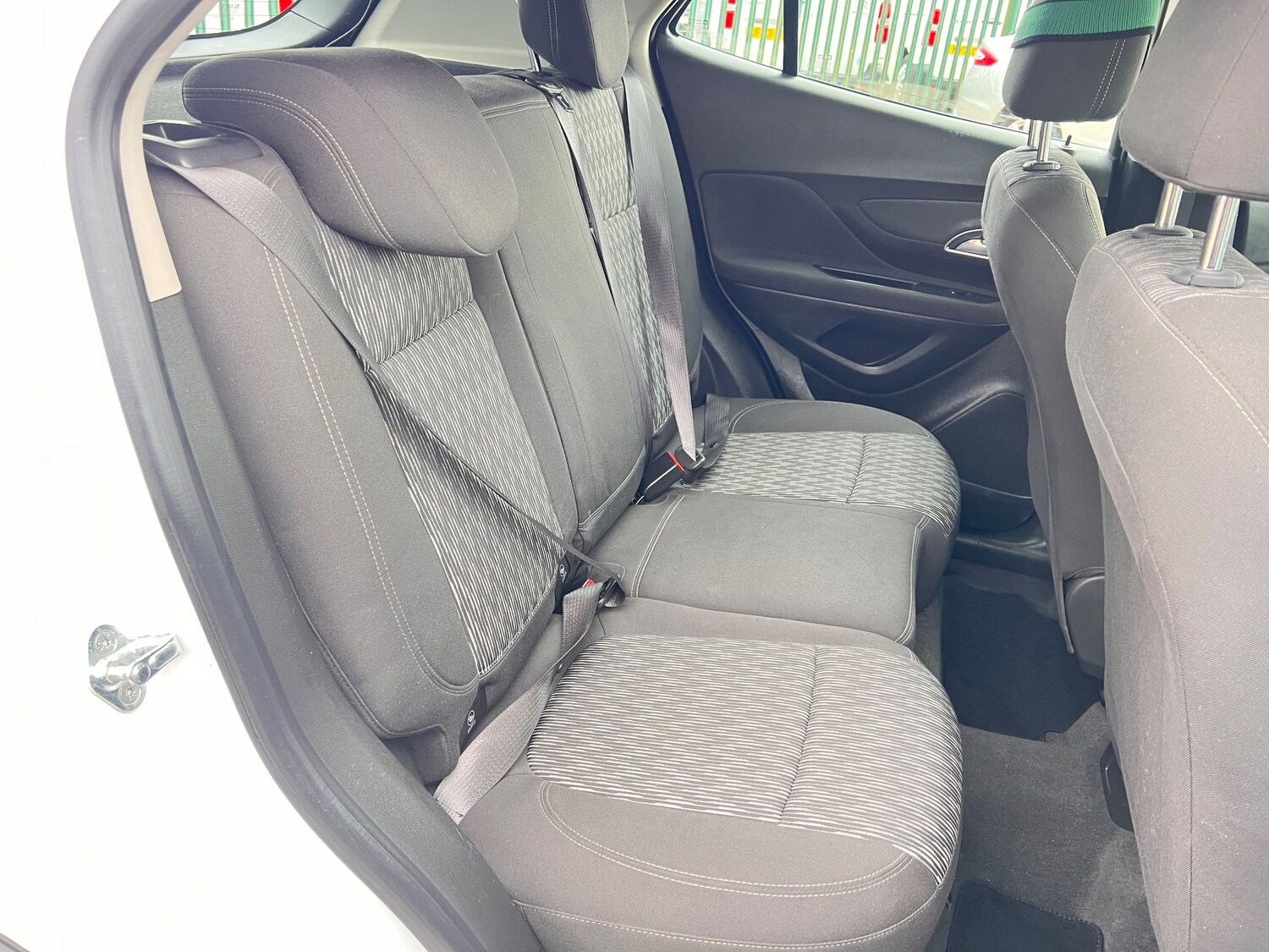 Used Vauxhall Mokka 2010 for sale - 77650452: Photo 24