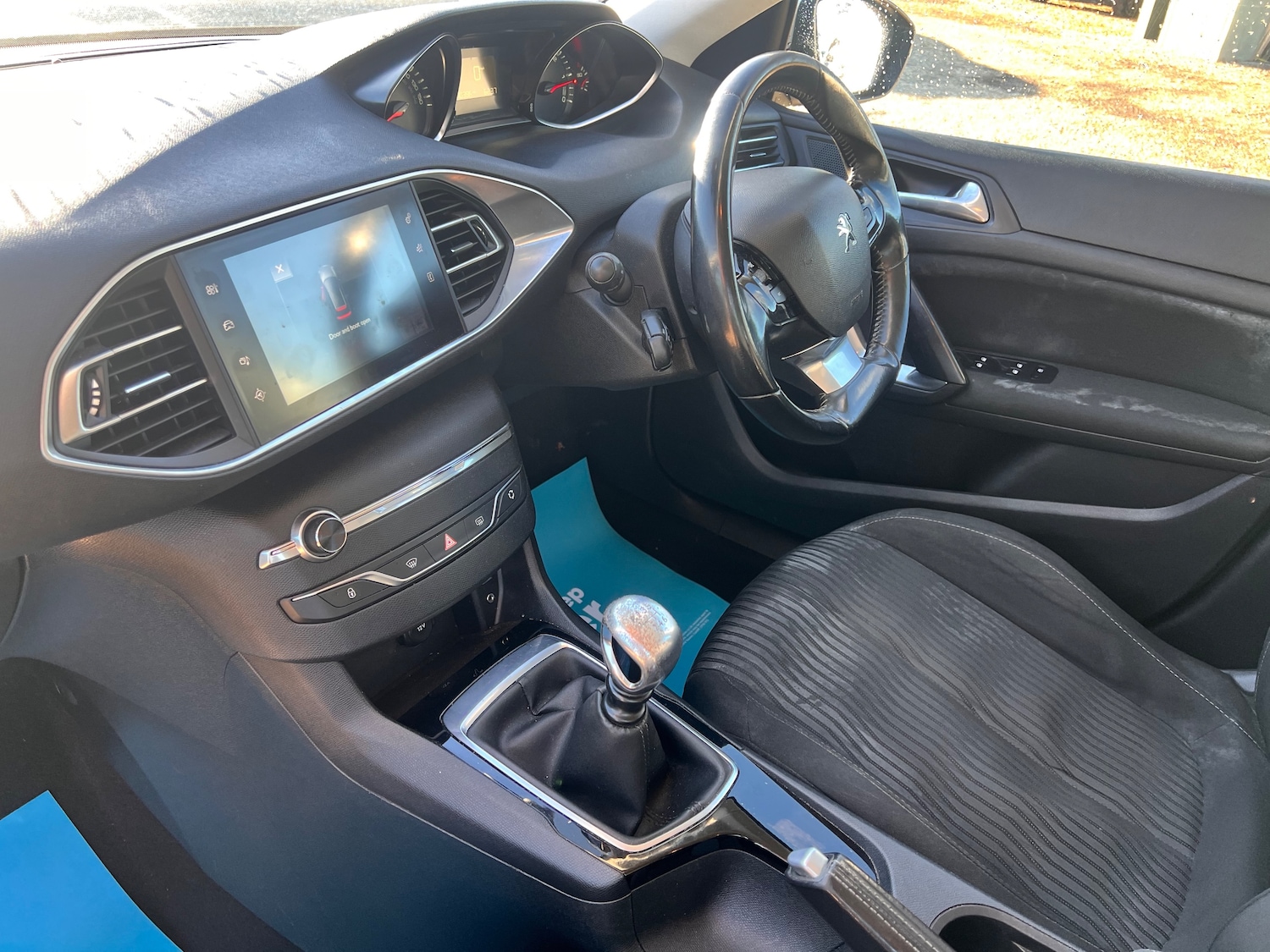 Used Peugeot 308 2016 for sale - 76697852: Photo 16