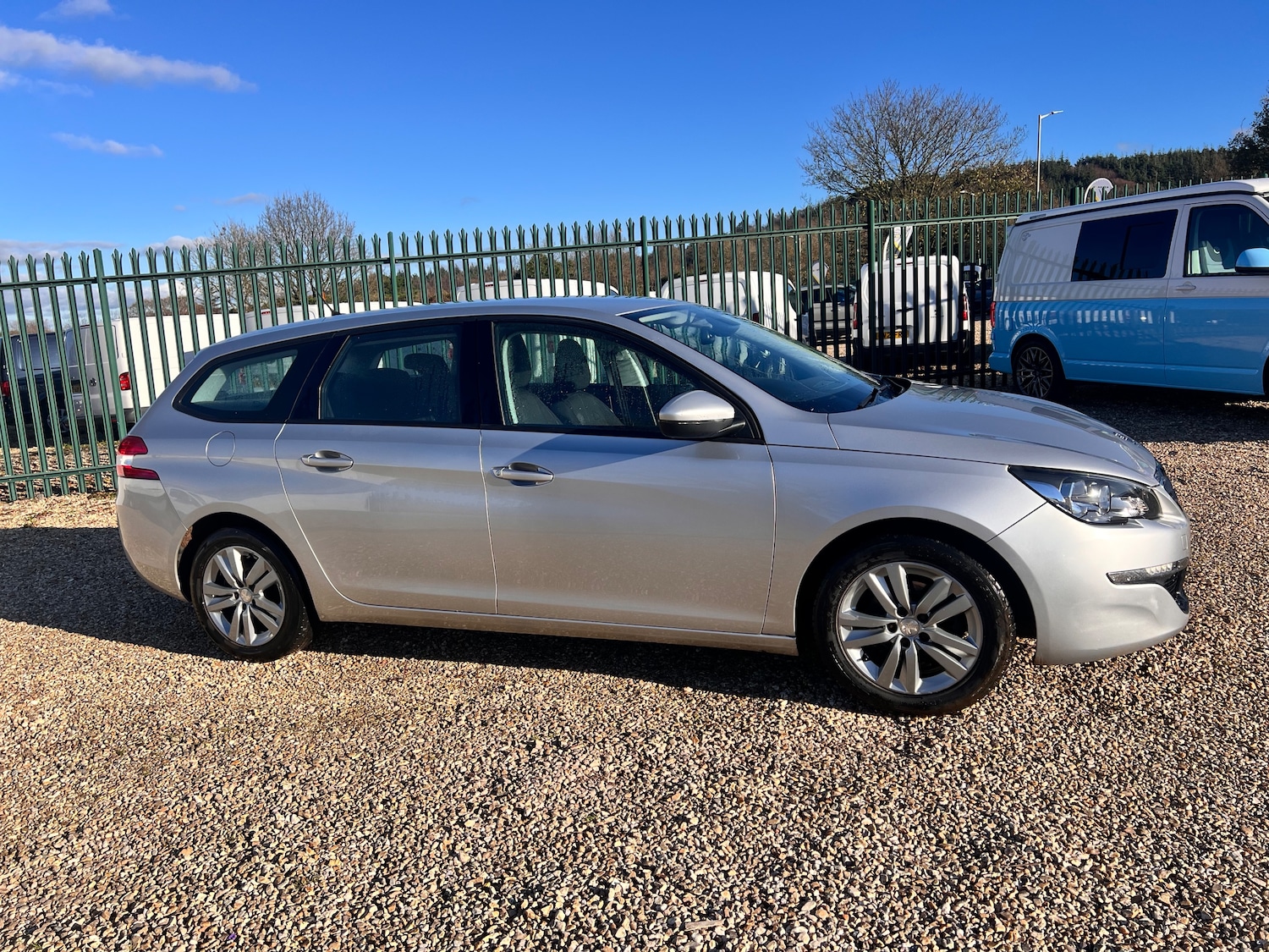 Used Peugeot 308 2016 for sale - 76697852: Photo 8