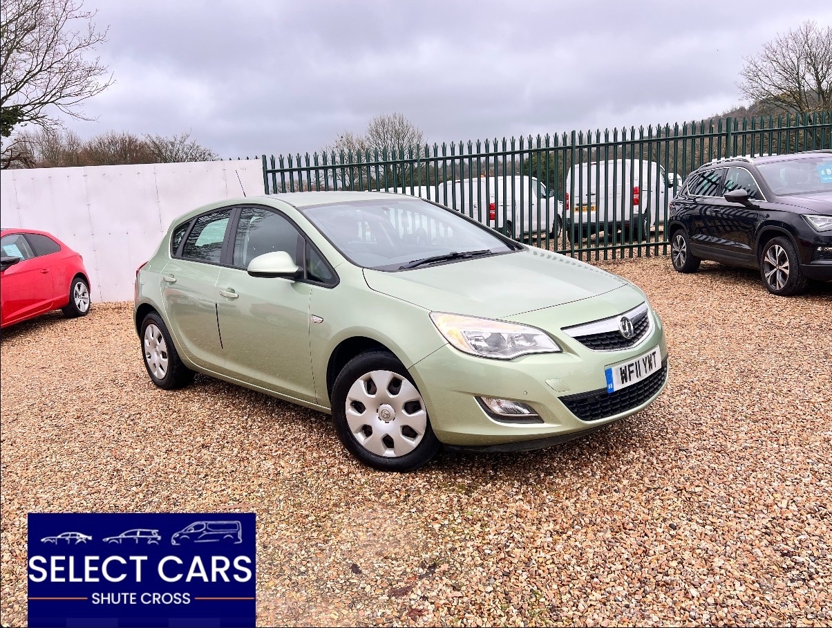 Used Vauxhall Astra 2011 for sale - 76762518: Photo 1