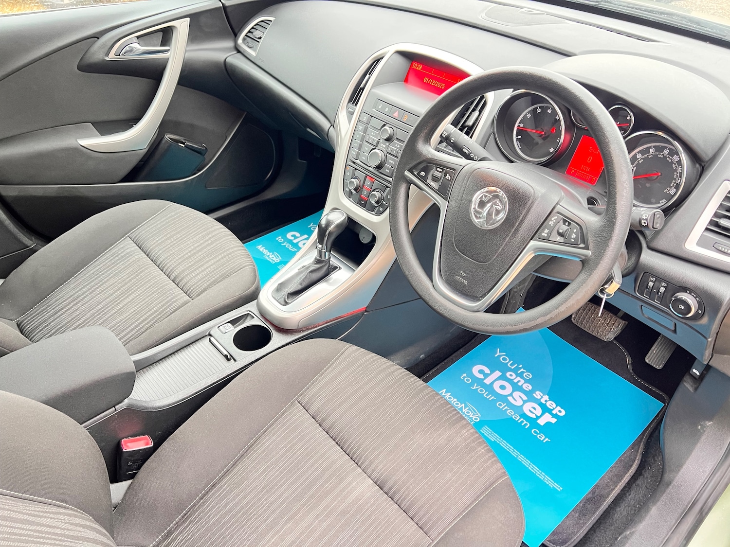 Used Vauxhall Astra 2011 for sale - 76762518: Photo 12