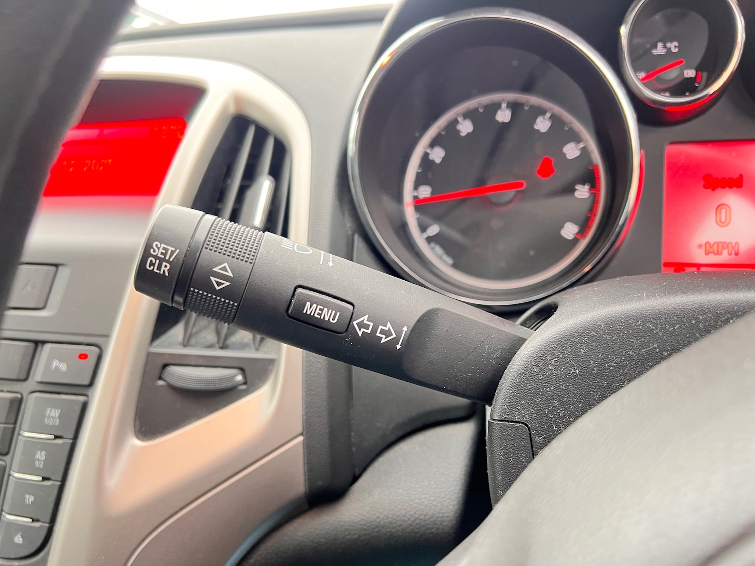 Used Vauxhall Astra 2011 for sale - 76762518: Photo 18