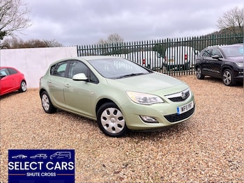 Vauxhall - Astra