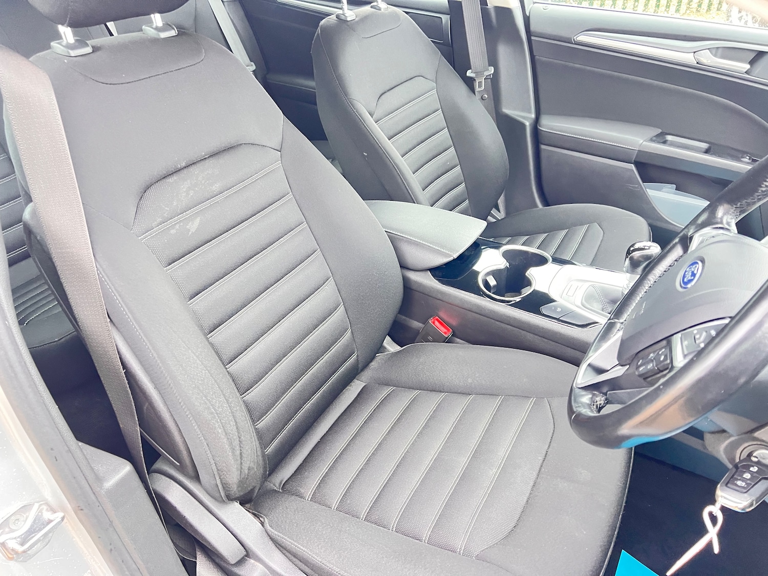 Used Ford Mondeo 2015 for sale - 76949838: Photo 15