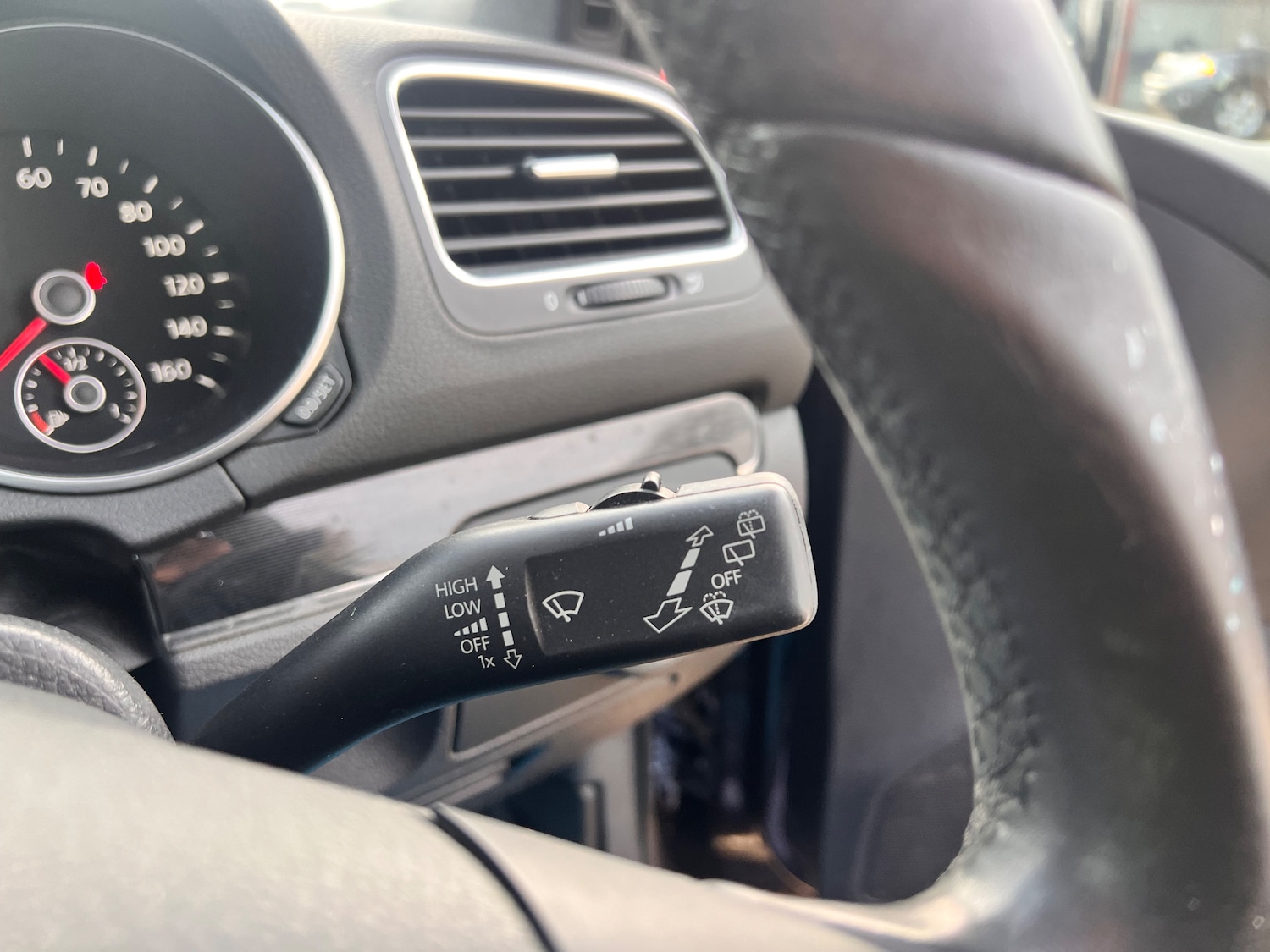 Used Volkswagen Golf 2012 for sale - 76569308: Photo 18