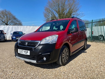 Used Peugeot Partner Tepee 2017 for sale - 78976237: Photo