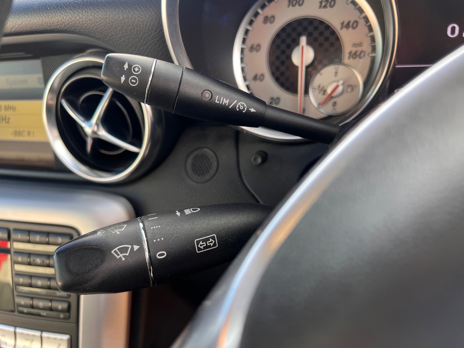 Used Mercedes-Benz SLK 2011 for sale - 77249375: Photo 25