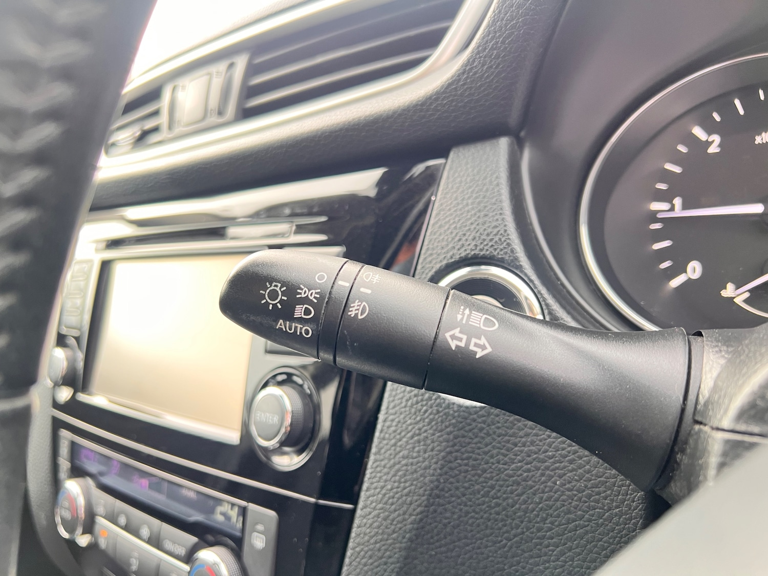 Used Nissan Qashqai 2016 for sale - 77450923: Photo 24