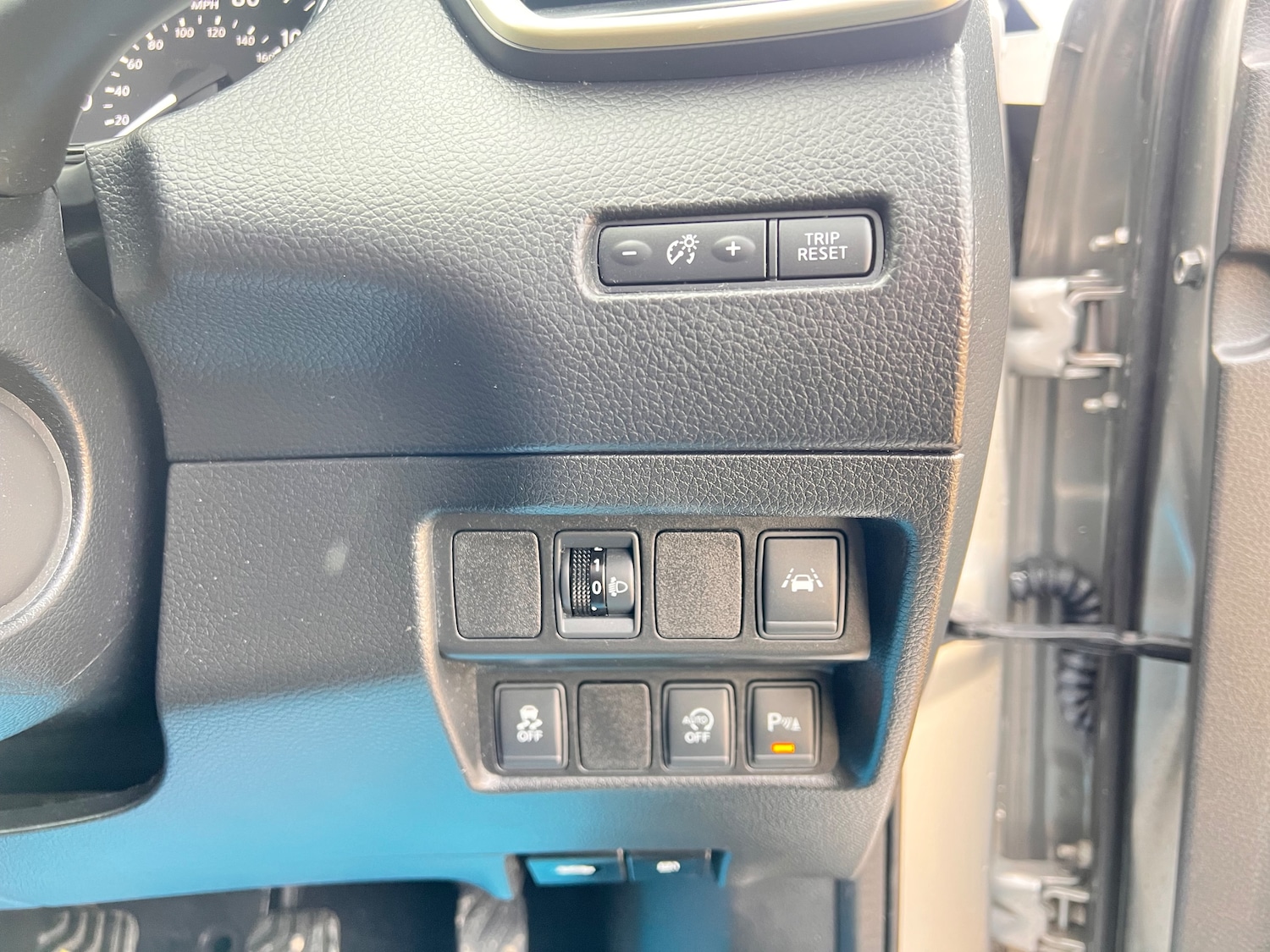 Used Nissan Qashqai 2016 for sale - 77450923: Photo 25