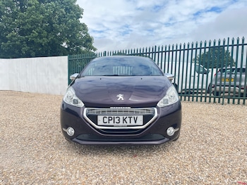 Used Peugeot 208 2013 for sale - 78909408: Photo