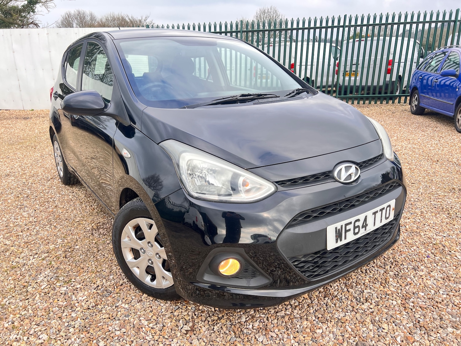 Used Hyundai i10 2014 for sale - 77733430: Photo 2