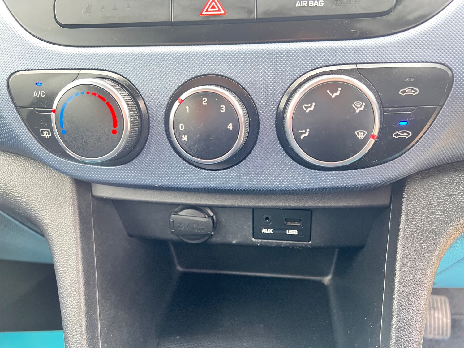 Used Hyundai i10 2014 for sale - 77733430: Photo 21