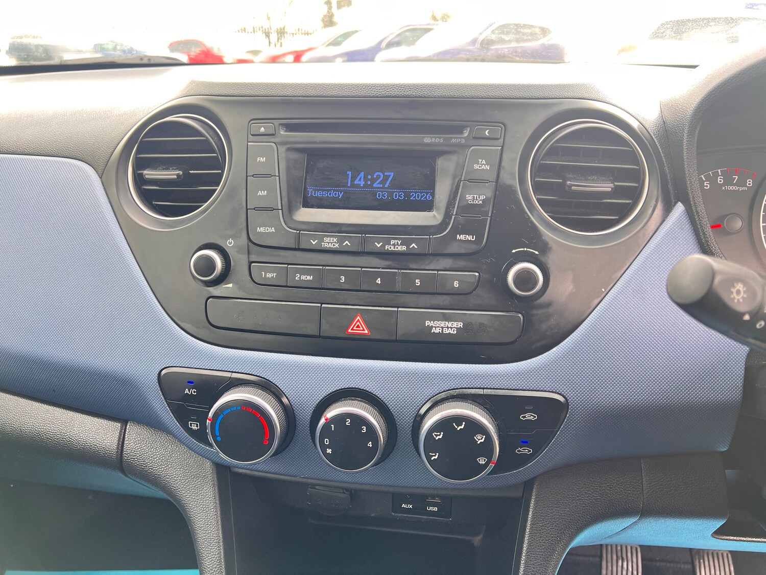 Used Hyundai i10 2014 for sale - 77733430: Photo 25