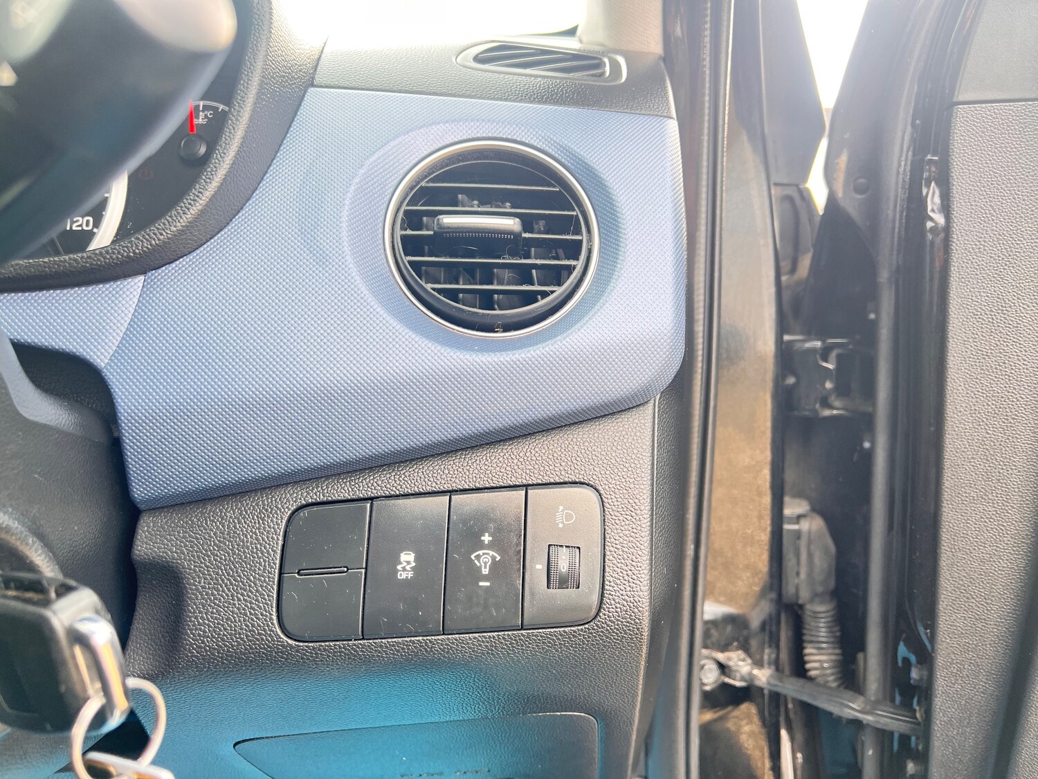 Used Hyundai i10 2014 for sale - 77733430: Photo 26