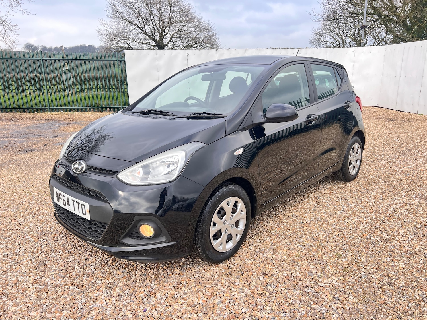 Used Hyundai i10 2014 for sale - 77733430: Photo 4