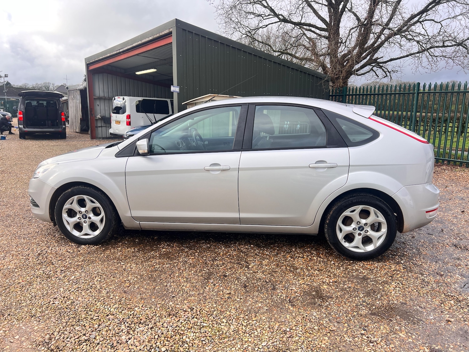 Used Ford Focus 2011 for sale - 76905192: Photo 5