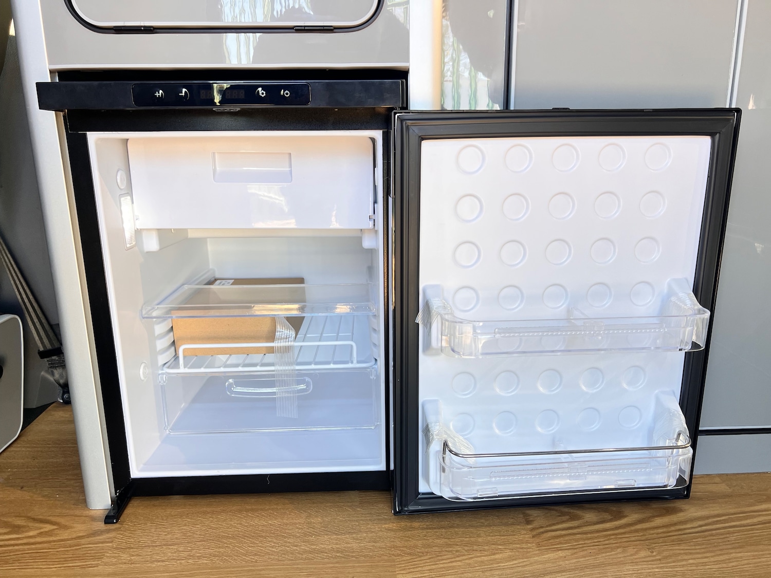 Used Volkswagen Transporter 2022 for sale - 76693563: Photo 25