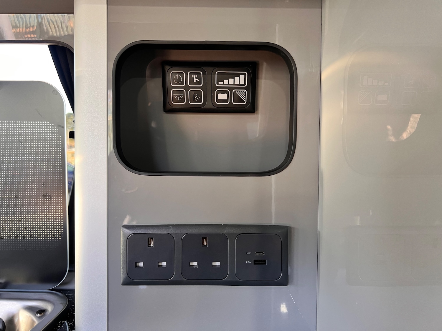 Used Volkswagen Transporter 2022 for sale - 76693563: Photo 43