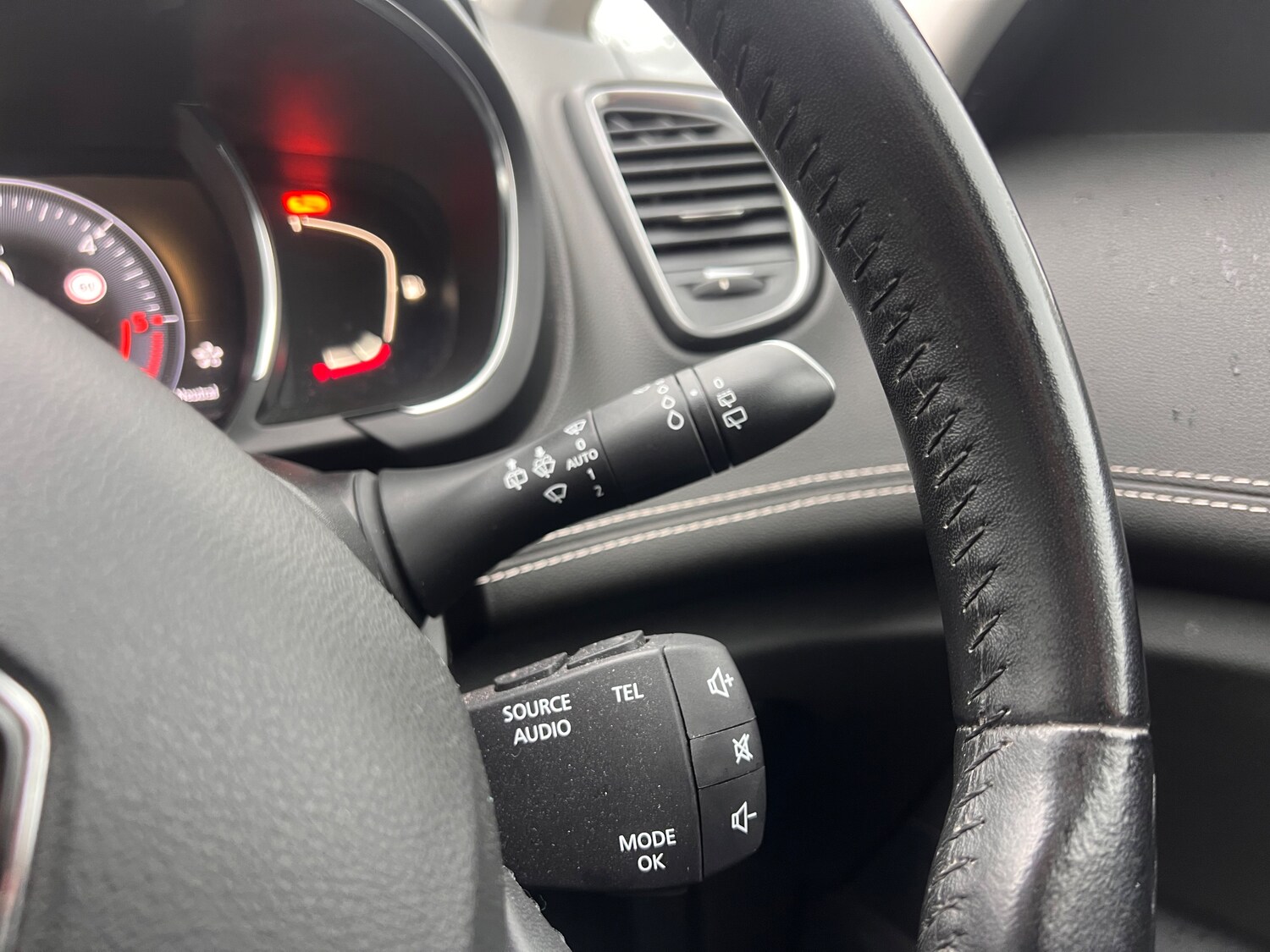 Used Renault Scenic 2017 for sale - 76404844: Photo 29