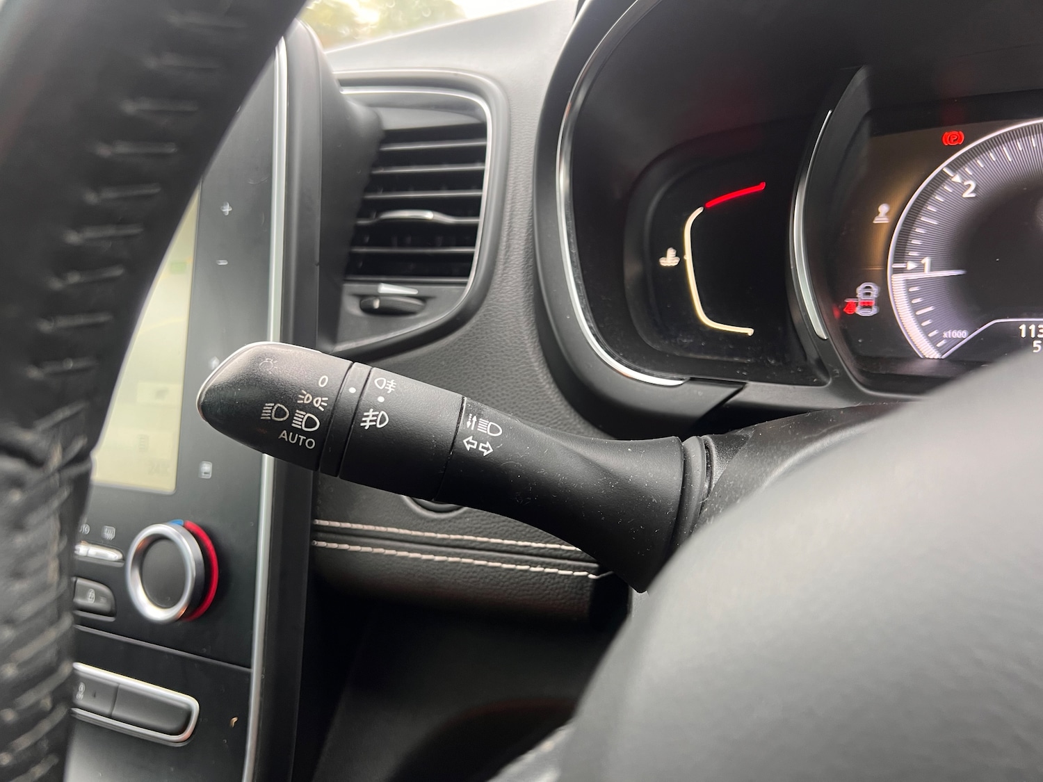 Used Renault Scenic 2017 for sale - 76404844: Photo 30