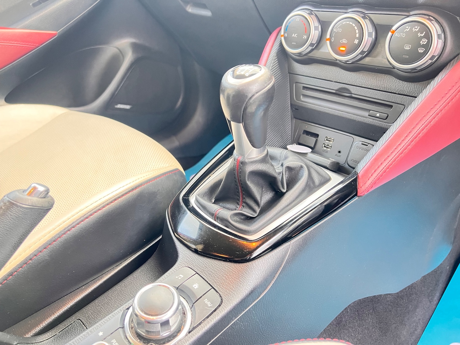 Used Mazda CX-3 2015 for sale - 76739392: Photo 19